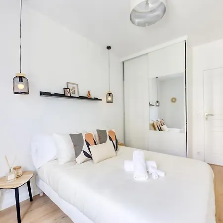 Apartamento T2 Parisien- 1 Min A Pied Du Metro Ligne 13 & 14